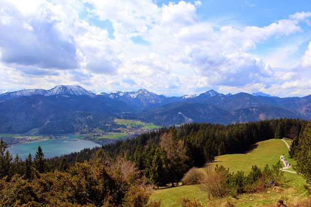 Wanderung am Tegernsee zum Berggasthof Neureuth