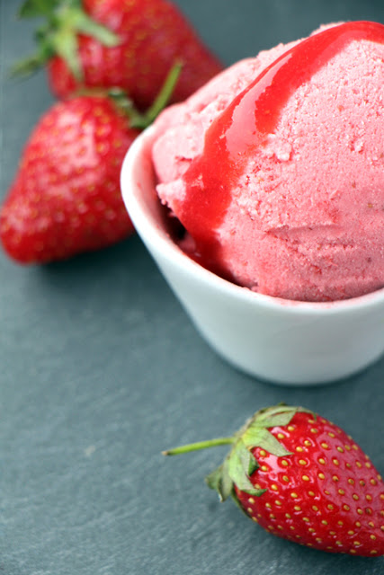 Erdbeer-Sahne-Eis