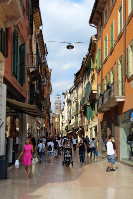 Shopping in Verona
