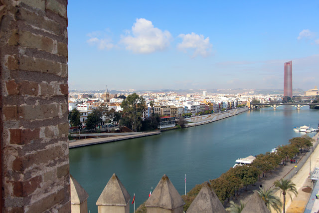 Torre del Oro: Ausblick auf den Rio Guadalquivir