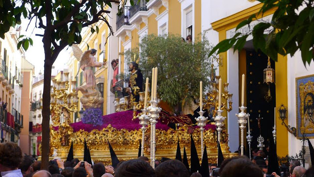 Monte Sion - Semana Santa in Sevilla