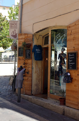 Marseille: Shop im Viertel Le Panier