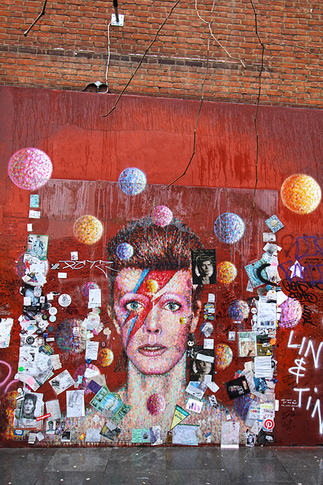 David Bowie Memorial Gemälde in Brixton, London