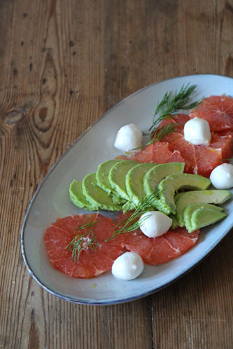 SOMMERLICHER SALAT MIT GRAPEFRUIT - Transglobal Pan Party