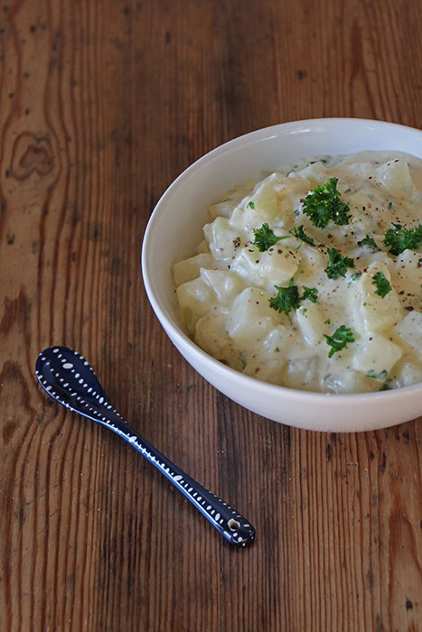 Kohlrabi In Bechamel Sauce Transglobal Pan Party