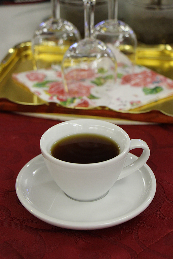 Kaffeekirschen Tee in der Kaffeerösterei Kirmse in Zwiesel