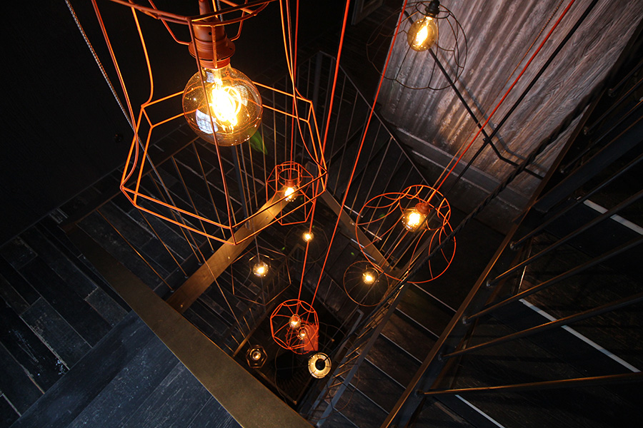 Designlampen im Treppenhaus vom Hotel Sepp, Maria Alm