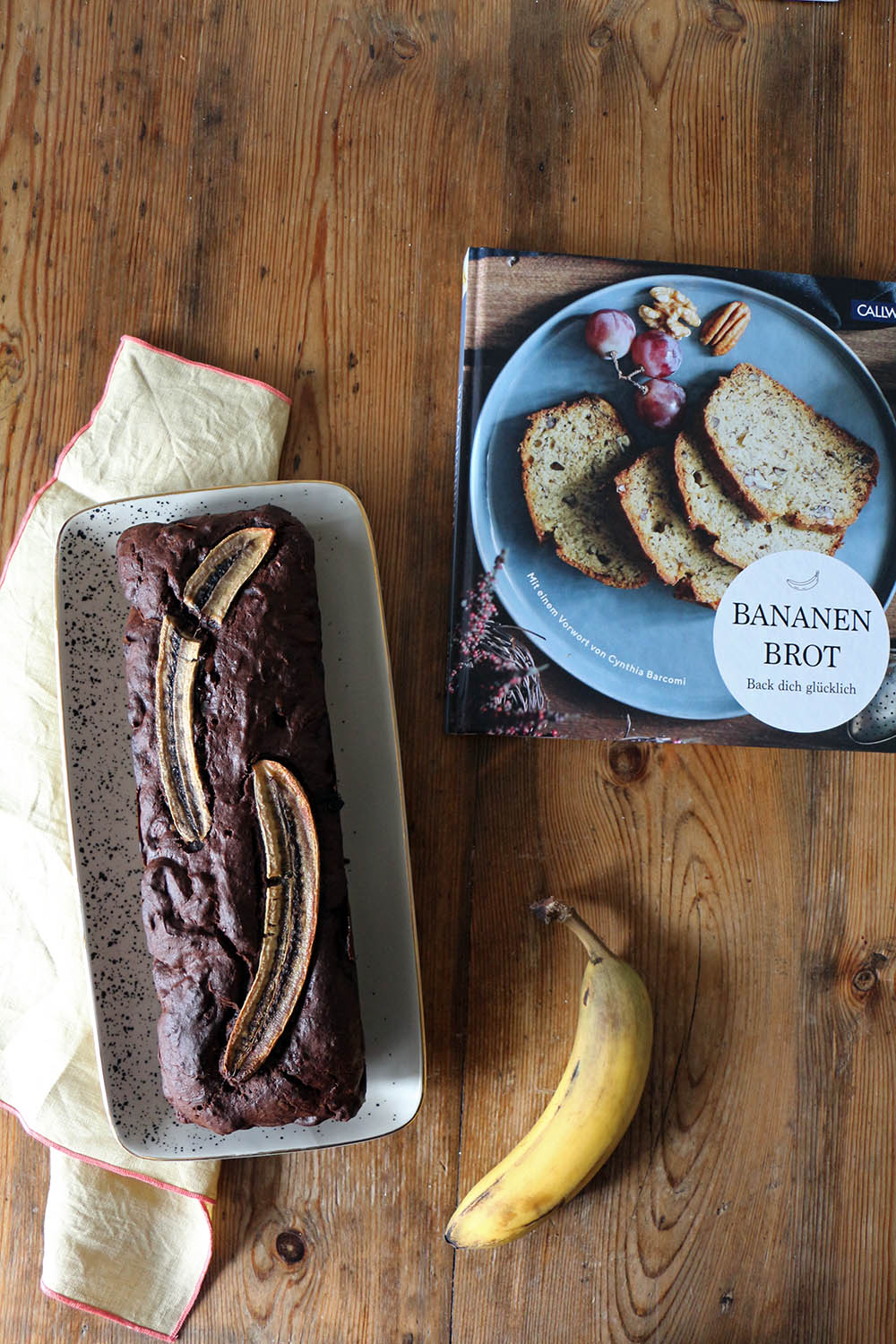 Bananenbrot mit Schokolade, vegan